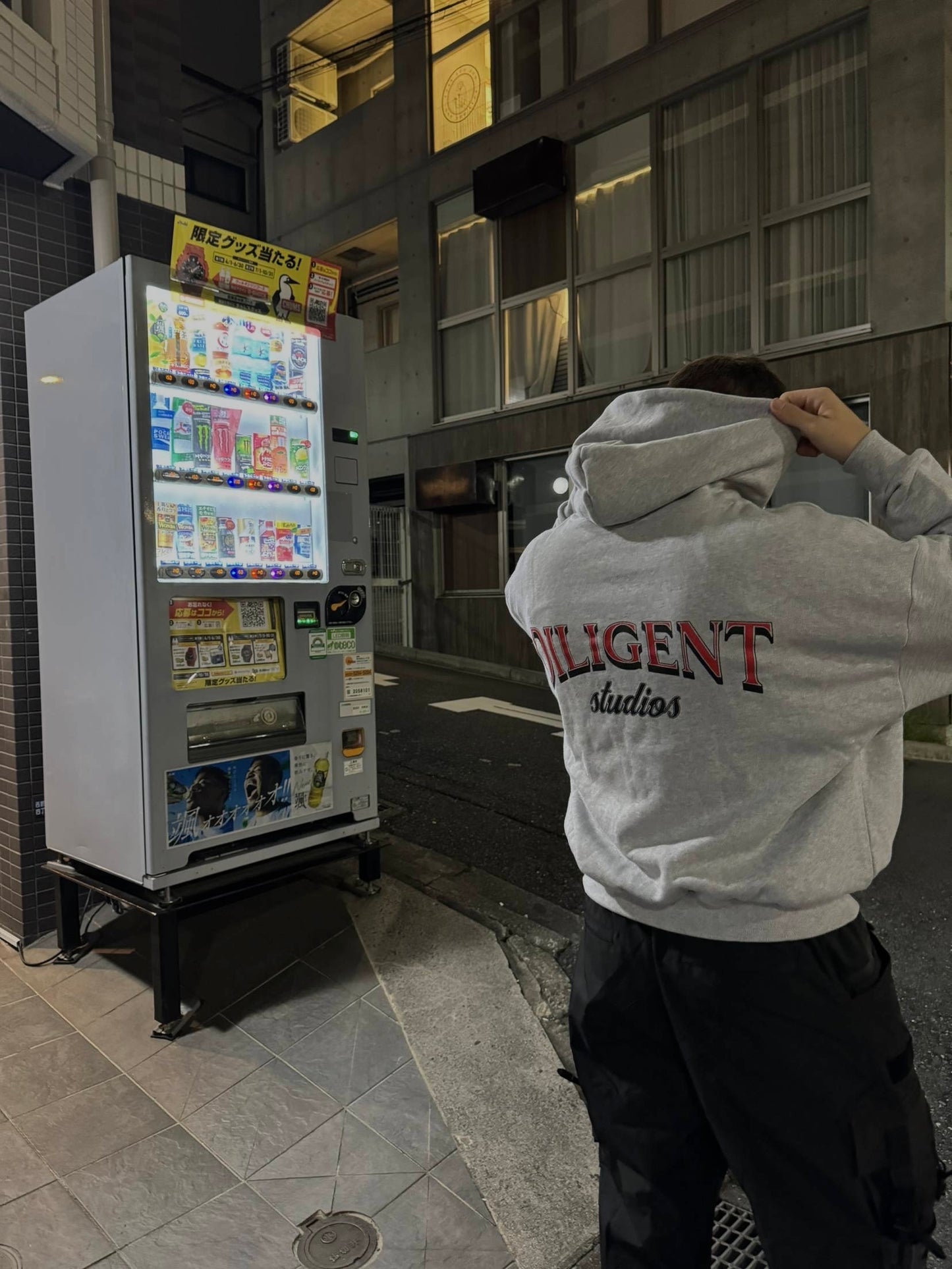 DILIGENT STUDIOS HEAVYWEIGHT EVERYDAY HOODIE